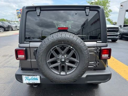 New 2026 Jeep Wrangler Unlimited Sport AWD/4WD image 9