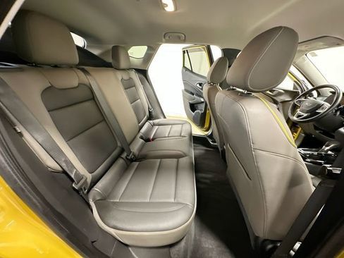 Used 2024 Chevrolet Trax ACTIV FWD image 24