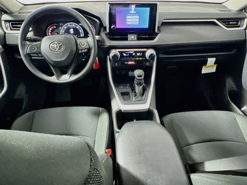 Used 2025 Toyota RAV4 LE FWD image 28