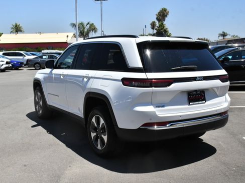 Used 2024 Jeep Grand Cherokee Limited 4xe AWD/4WD image 6