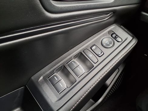 Used 2023 Honda Accord Sport image 9