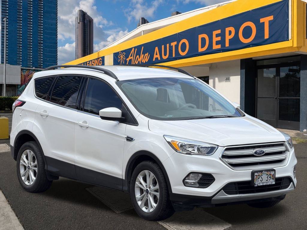 Used 2018 Ford Escape SE w/ SE Sync 3 Package FWD image 6
