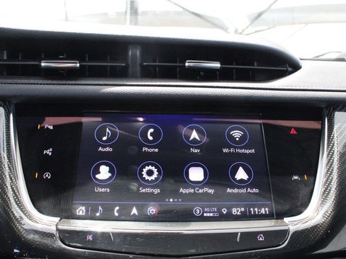 Used 2022 Cadillac XT6 Sport w/ Technology Package AWD/4WD image 37