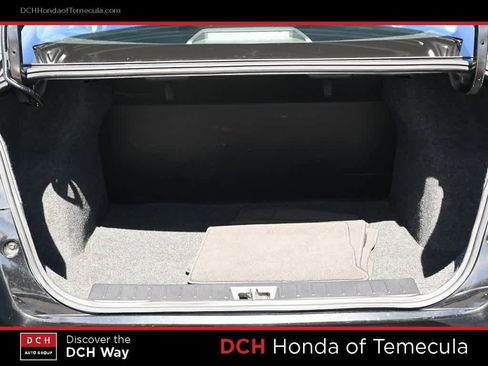 Used 2025 Nissan Versa S w/ Trunk Package image 22