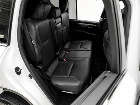 Used 2023 Lexus LX 600 F Sport AWD/4WD image 33