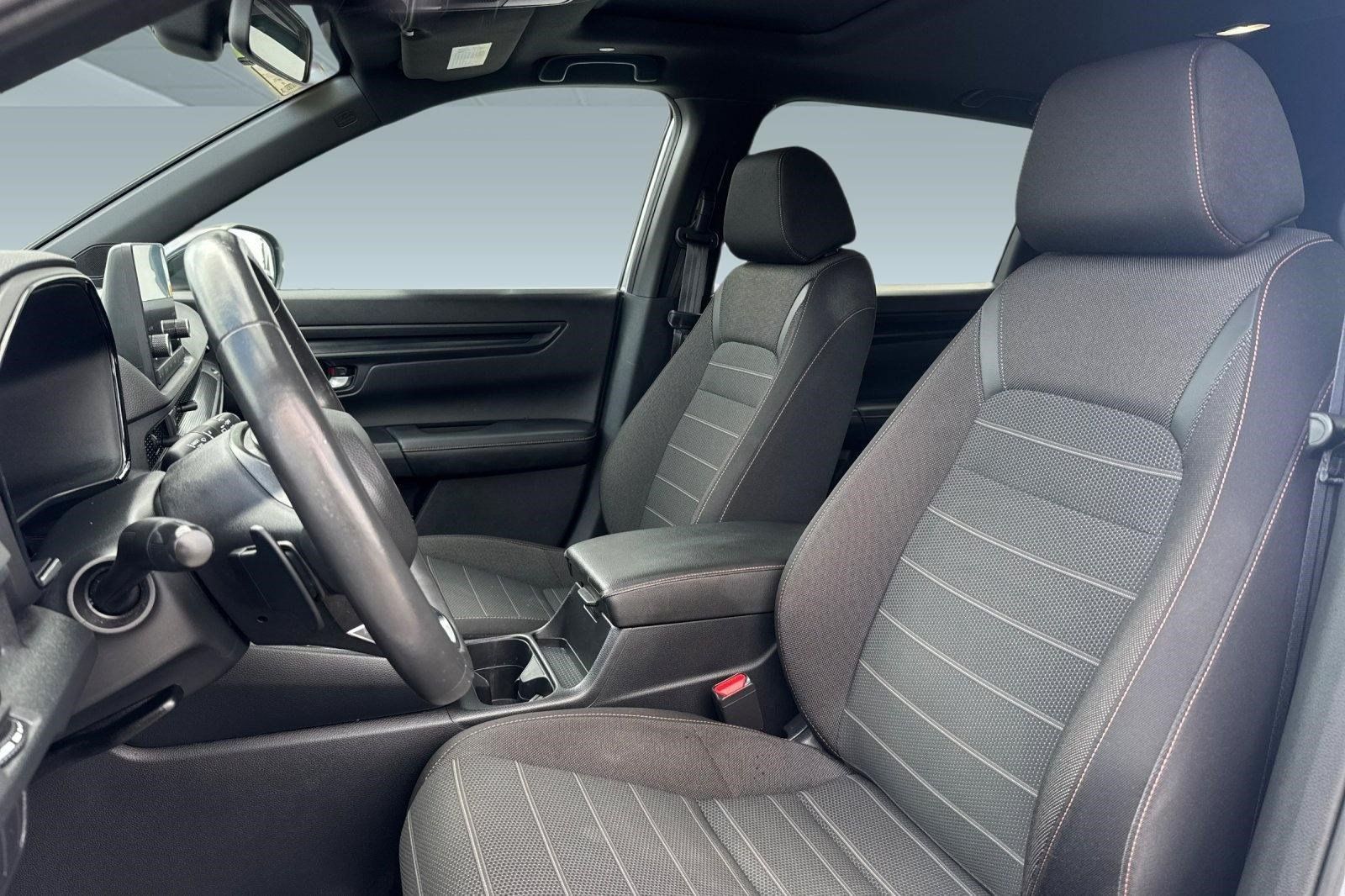 Used 2024 Honda CR-V Sport image 5