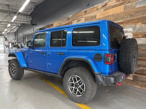 Used 2025 Jeep Wrangler Unlimited Rubicon image 24