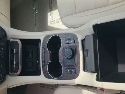 Used 2023 GMC Acadia Denali w/ Denali Ultimate Package AWD/4WD image 20