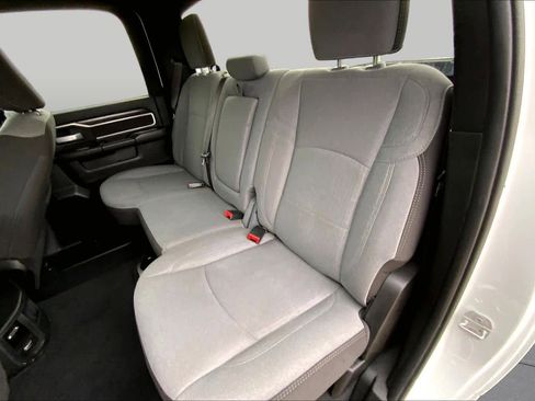 Used 2024 RAM 2500 Big Horn AWD/4WD image 20