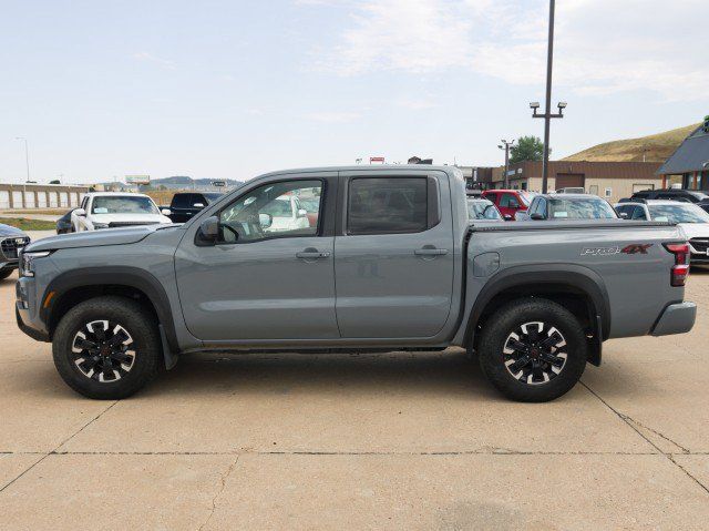 Used 2023 Nissan Frontier PRO-4X w/ Pro Convenience Package AWD/4WD image 3