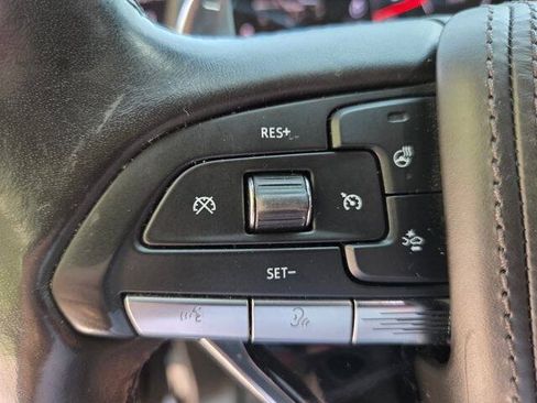 Used 2023 Cadillac Escalade ESV V AWD/4WD image 27