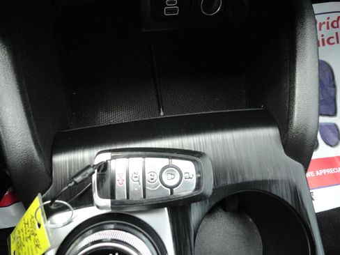 Used 2024 Ford Escape Active AWD/4WD image 24