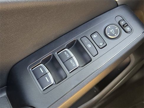 Certified 2023 Acura Integra Base image 28