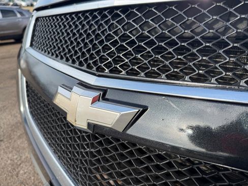 Used 2012 Chevrolet Traverse LT image 10