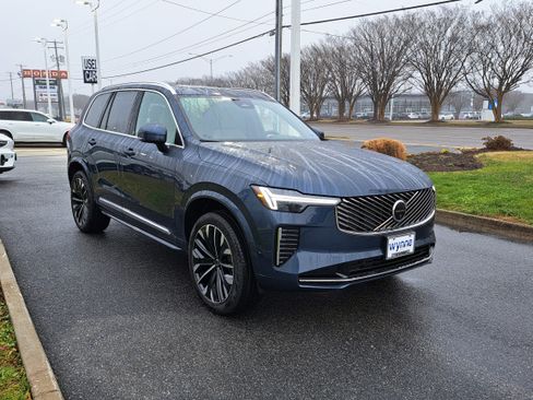 New 2026 Volvo XC90 B6 Plus w/ Protection Package Premier AWD/4WD image 2
