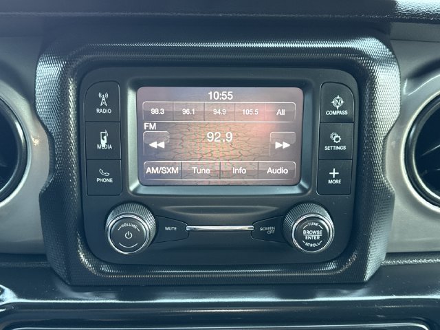 Used 2021 Jeep Gladiator Sport AWD/4WD image 16