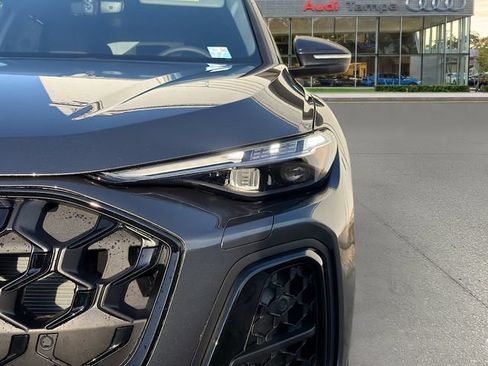 New 2026 Audi Q5 Premium AWD/4WD image 9