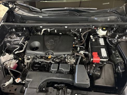 Certified 2025 Toyota RAV4 XLE AWD/4WD image 9