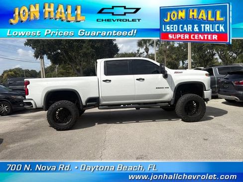 Used 2022 Chevrolet Silverado 2500 LTZ w/ LTZ Plus Package AWD/4WD image 11