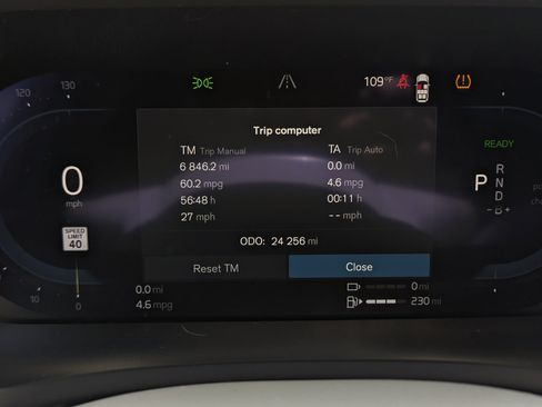 Used 2023 Volvo XC90 T8 Ultimate w/ Lounge Package AWD/4WD image 13