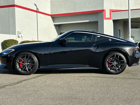 Used 2024 Nissan Z Performance w/ Floor Mat Package image 7