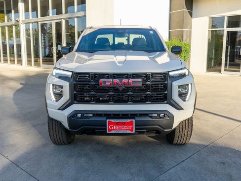 New 2026 GMC Canyon Elevation w/ Convenience Package image 2
