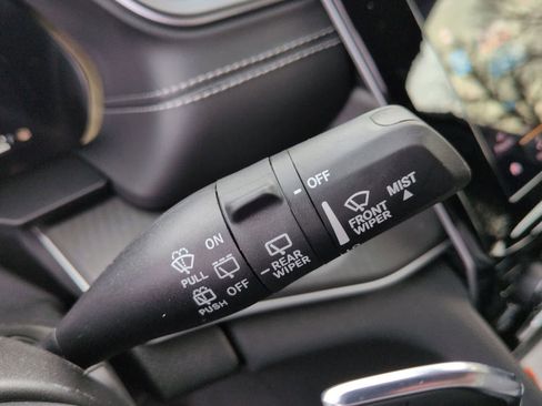 New 2025 Jeep Grand Cherokee L Altitude image 24