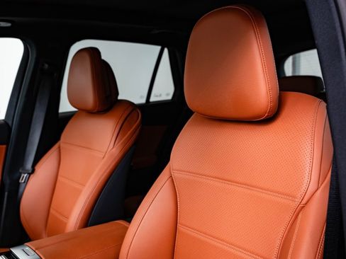 Certified 2025 Mercedes-Benz GLC 300 4MATIC image 24