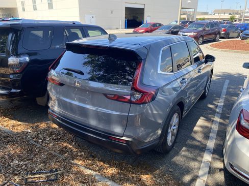 Used 2024 Honda CR-V EX-L image 18