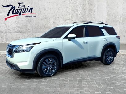 Used 2024 Nissan Pathfinder SV