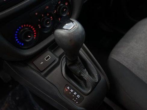 Used 2022 RAM ProMaster City Base image 24