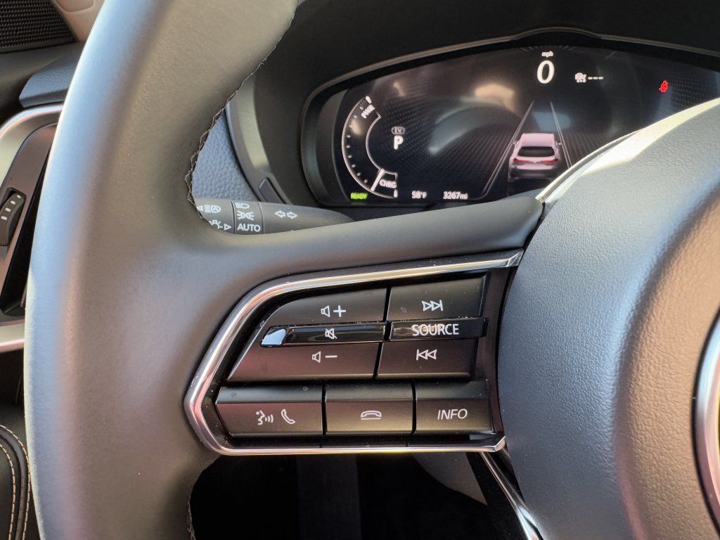 Used 2024 MAZDA CX-90 Plug-In Hybrid w/ Preferred AWD/4WD image 26