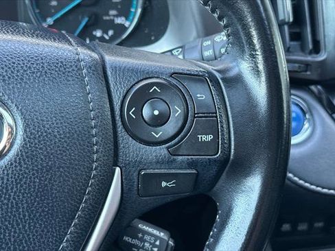 Certified 2018 Toyota RAV4 Limited w/ Advanced Technology Package image 27