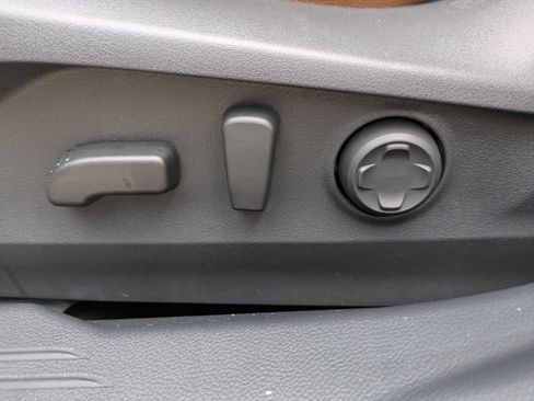 Certified 2025 Subaru Outback Touring XT w/ Popular Package #2 image 21