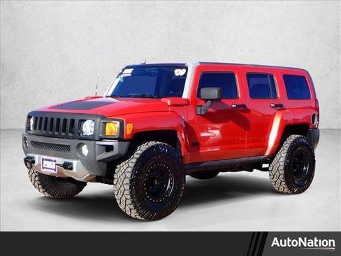 Used 2009 HUMMER H3 Alpha image 1