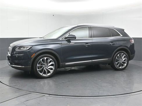 Certified 2023 Lincoln Nautilus Reserve w/ Equipment Group 201A image 4