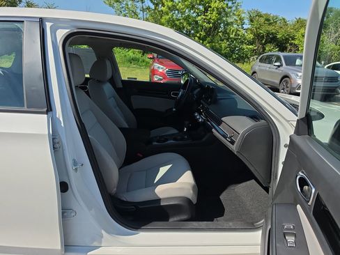 Used 2022 Honda Civic EX image 12