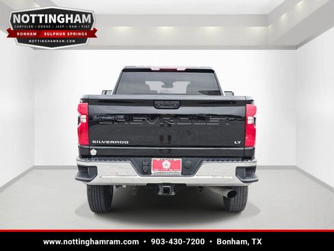 Used 2025 Chevrolet Silverado 2500 LT w/ Convenience Package AWD/4WD image 5