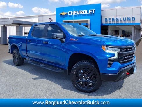 Used 2023 Chevrolet Silverado 1500 LT Trail Boss AWD/4WD image 1