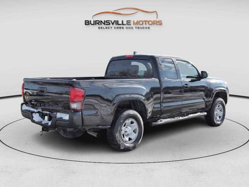 Used 2023 Toyota Tacoma SR image 7
