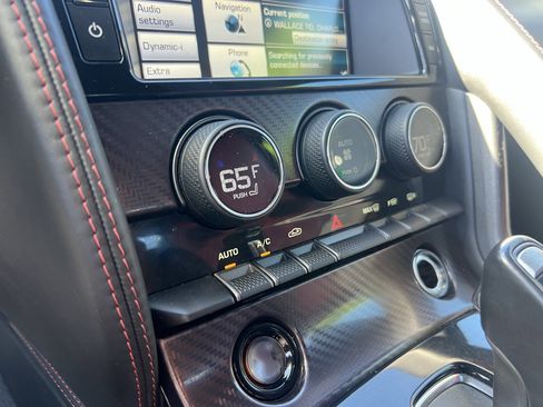 Used 2015 Jaguar F-TYPE R image 30