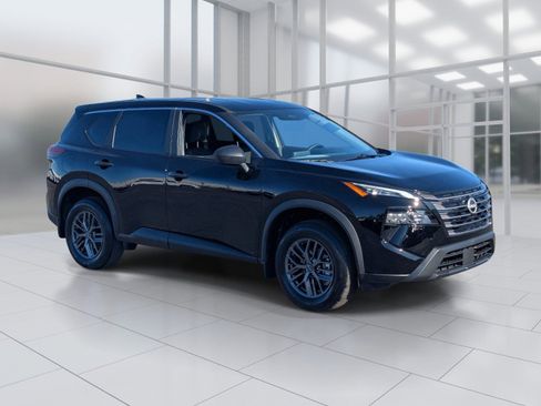 New 2026 Nissan Rogue S FWD image 7