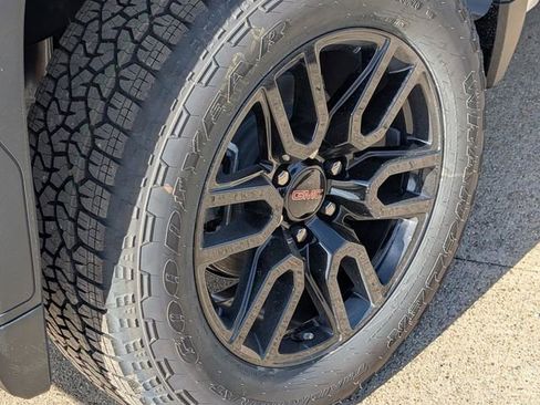 New 2026 GMC Sierra 1500 Elevation w/ Elevation Select Package image 13