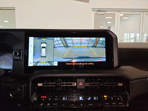 Used 2025 Toyota Land Cruiser w/ Premium Package image 30