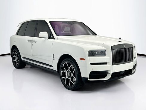 Used 2021 Rolls-Royce Cullinan Black Badge AWD/4WD image 3