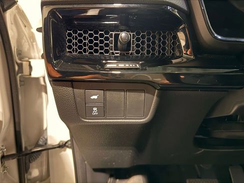 Used 2023 Honda CR-V EX-L image 14