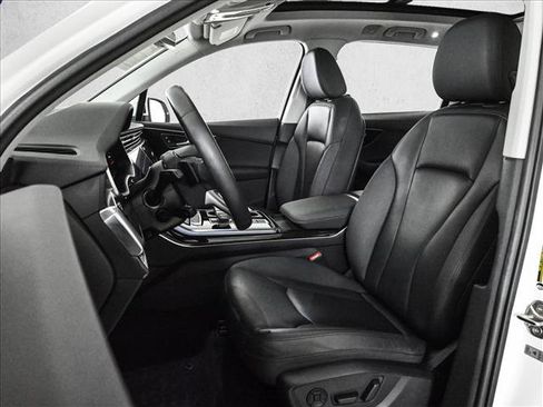 Used 2022 Audi Q7 3.0T Premium AWD/4WD image 17