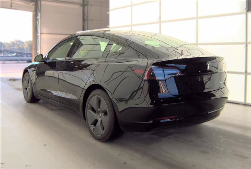 Used 2023 Tesla Model 3 Standard Range RWD image 2