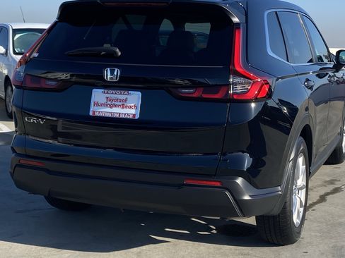 Used 2026 Honda CR-V EX image 4