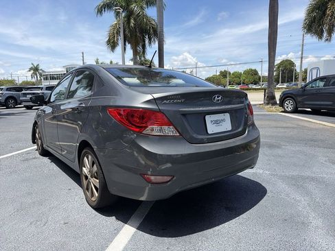 Used 2012 Hyundai Accent GLS w/ Premium Pkg 3 FWD image 7